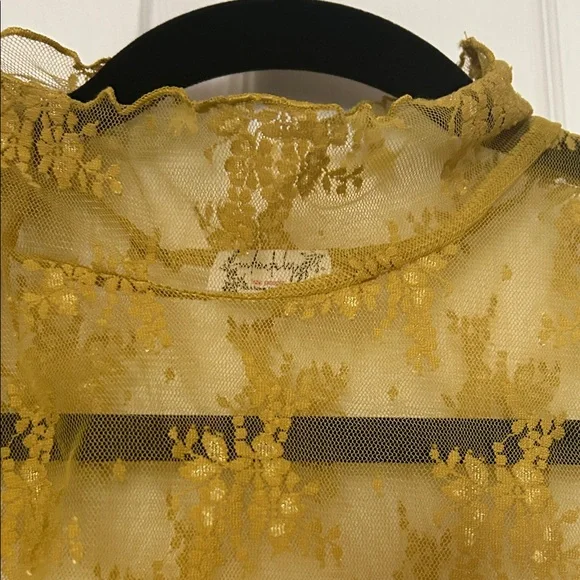 Intimately Free People Sheer Mustard Lace Sleeveless Top NWT size small - Picture 4 of 6